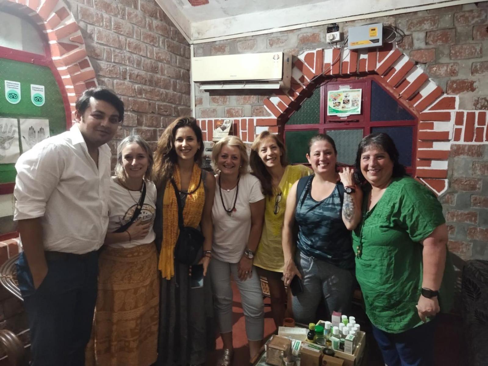 Khajuraho Glory Homestay Exterior foto